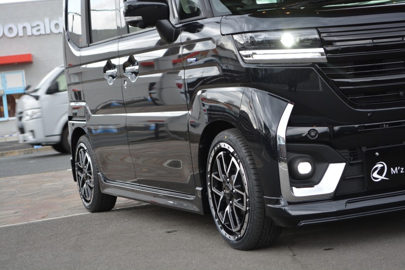 スズキ:スペーシアカスタム