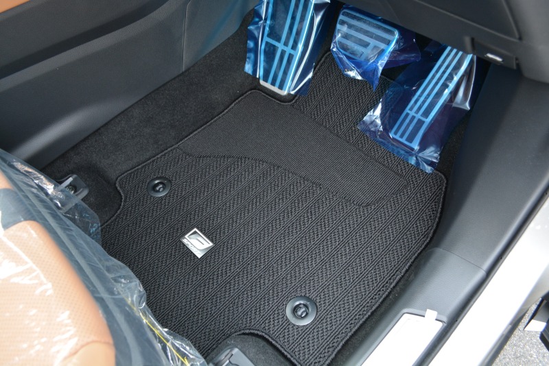 レクサス:NX/ハイブリッド