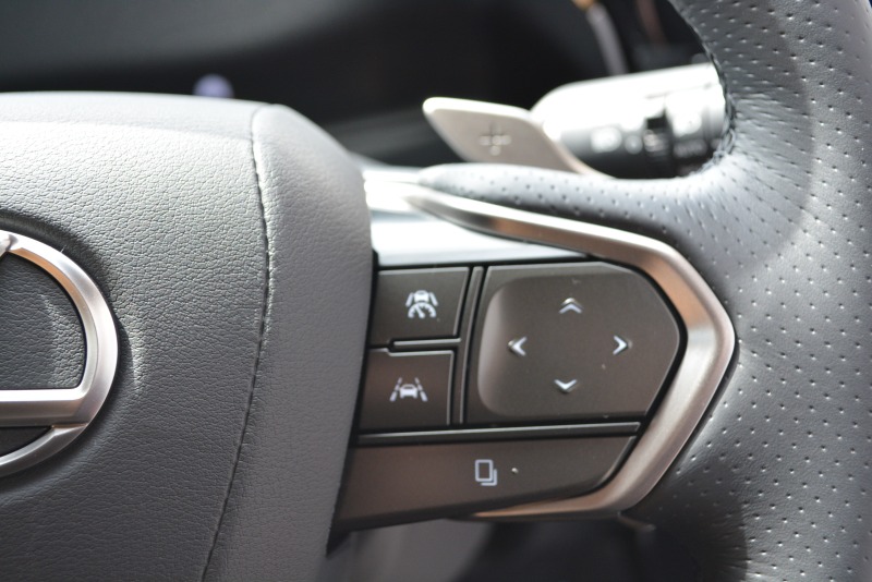 レクサス:NX/ハイブリッド