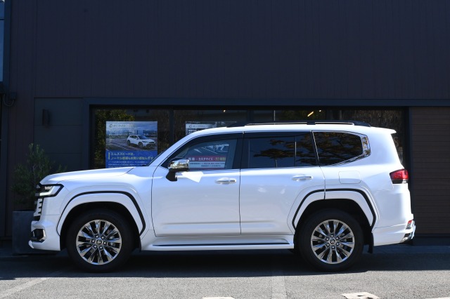 トヨタ:ランドクルーザー200/300