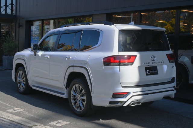 トヨタ:ランドクルーザー200/300