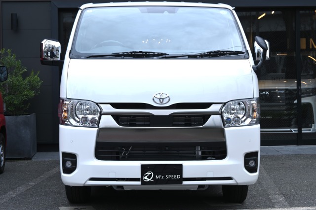 トヨタ:ハイエースバン(標準ボディ)