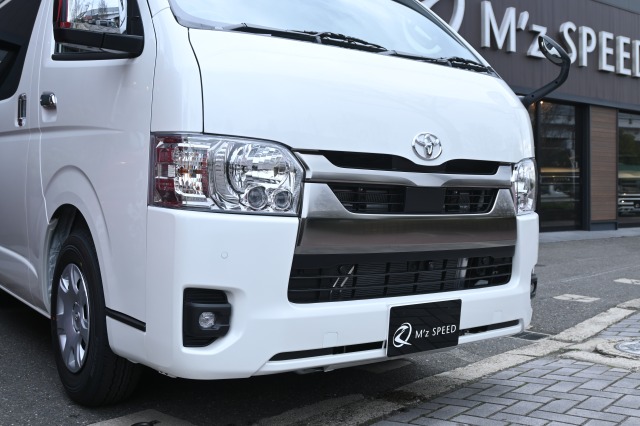 トヨタ:ハイエースバン(標準ボディ)