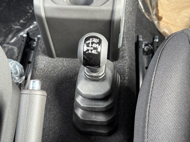 スズキ:ジムニーノマド