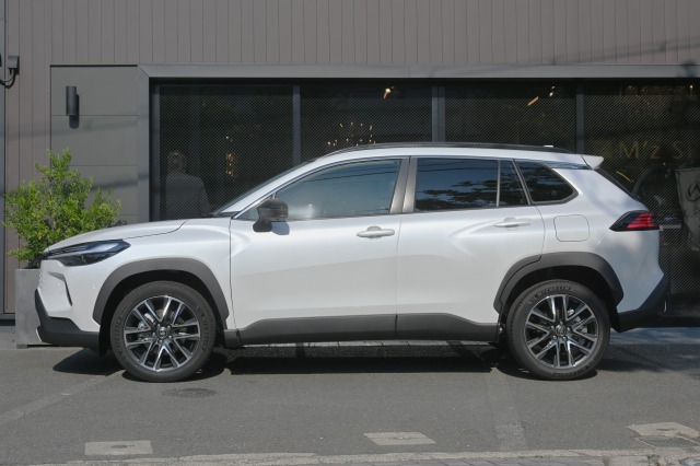 トヨタ:カローラクロス