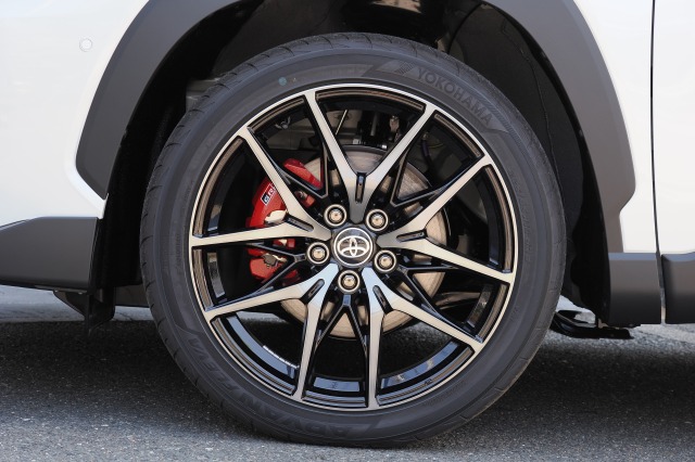 トヨタ:カローラクロス