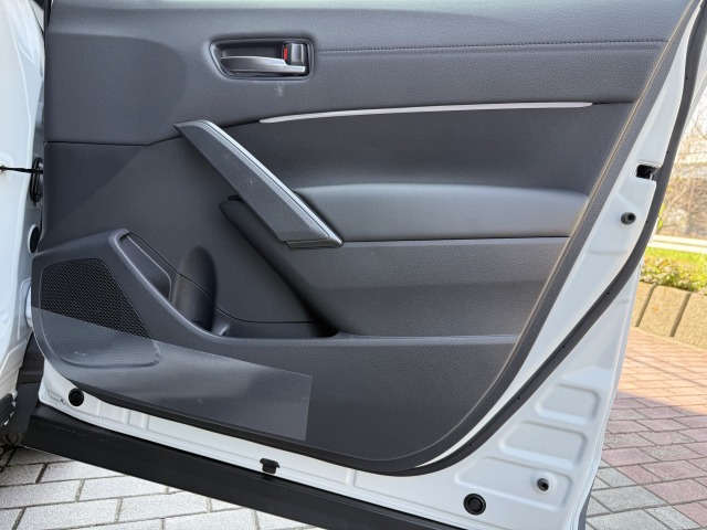 トヨタ:カローラクロス