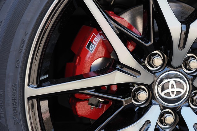 トヨタ:カローラクロス