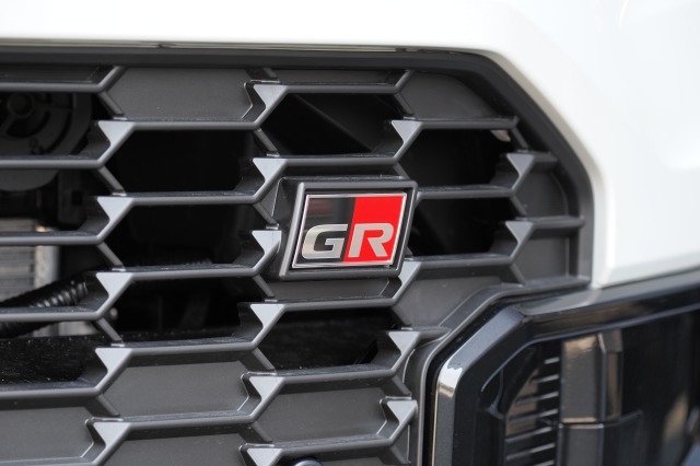 トヨタ:カローラクロス