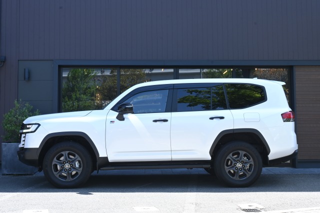 トヨタ:ランドクルーザー200/300