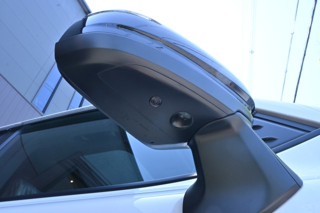 トヨタ:ランドクルーザー200/300