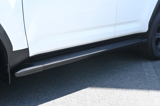 トヨタ:ランドクルーザー200/300