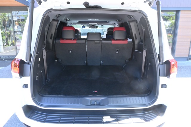 トヨタ:ランドクルーザー200/300