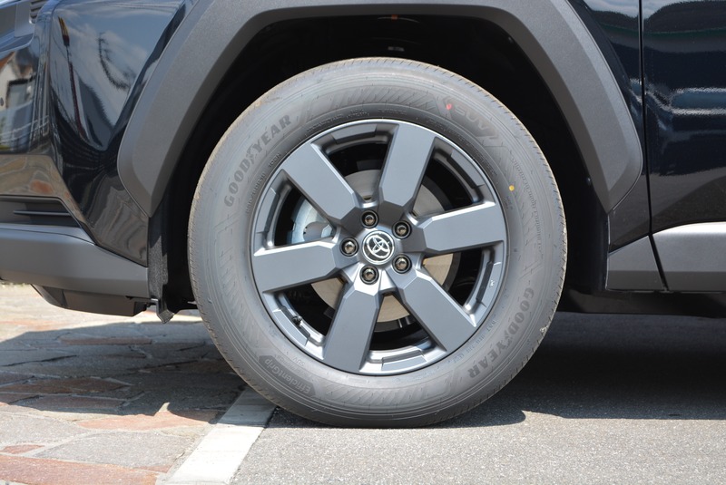 トヨタ:RAV4