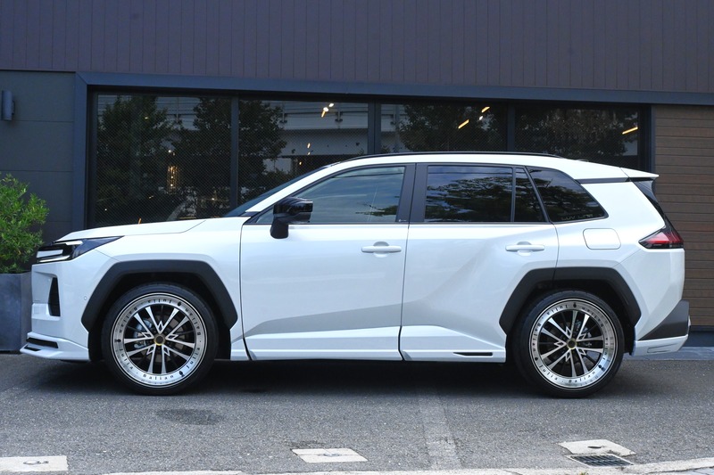 トヨタ:RAV4