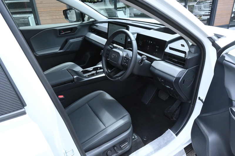 トヨタ:RAV4