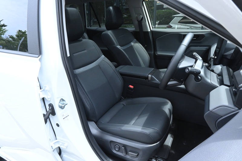トヨタ:RAV4