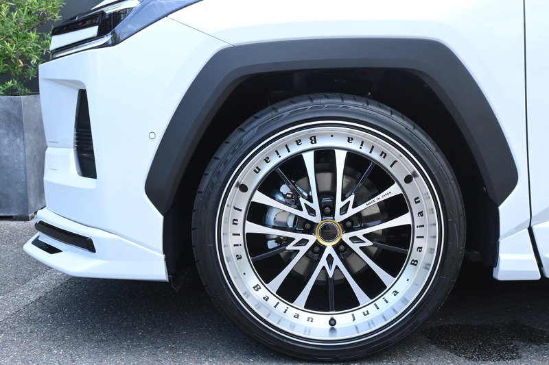 トヨタ:RAV4
