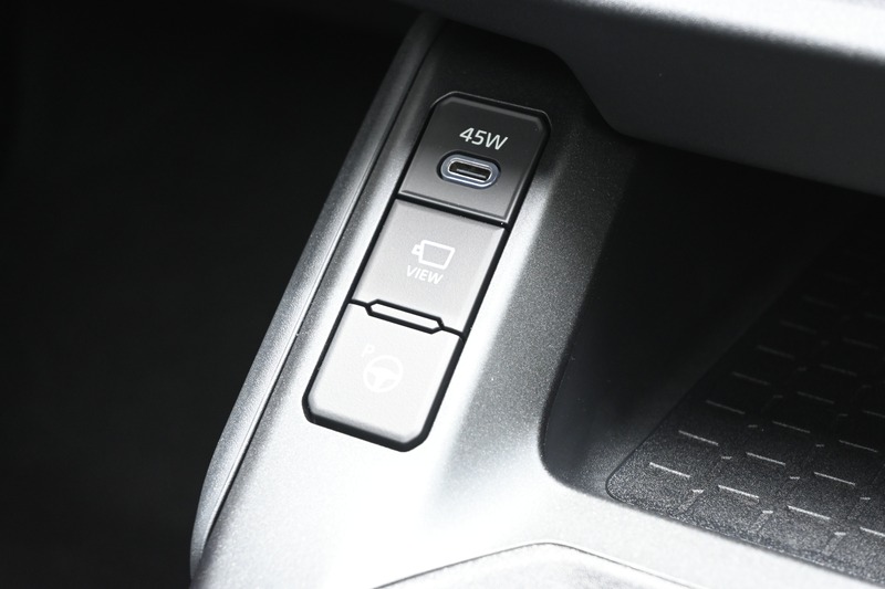 トヨタ:RAV4