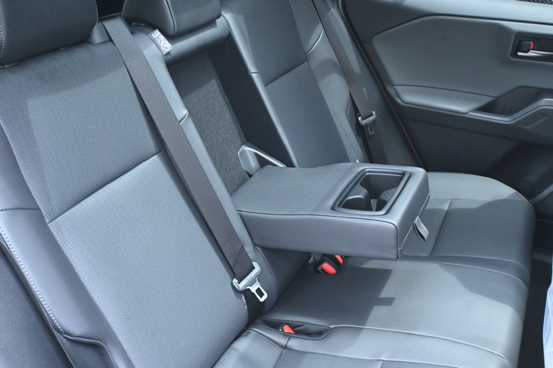 トヨタ:RAV4