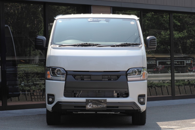 トヨタ:ハイエースバン(標準ボディ)