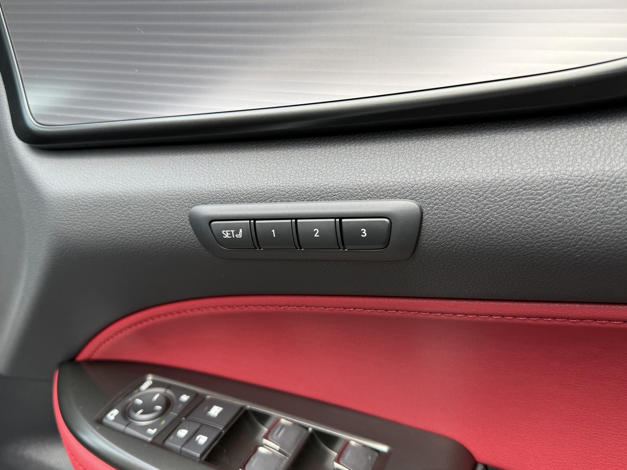 レクサス:NX/ハイブリッド