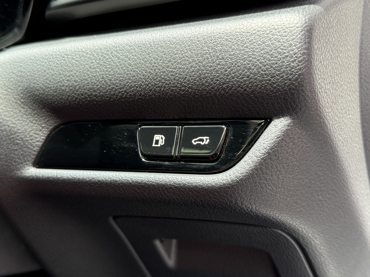 レクサス:NX/ハイブリッド
