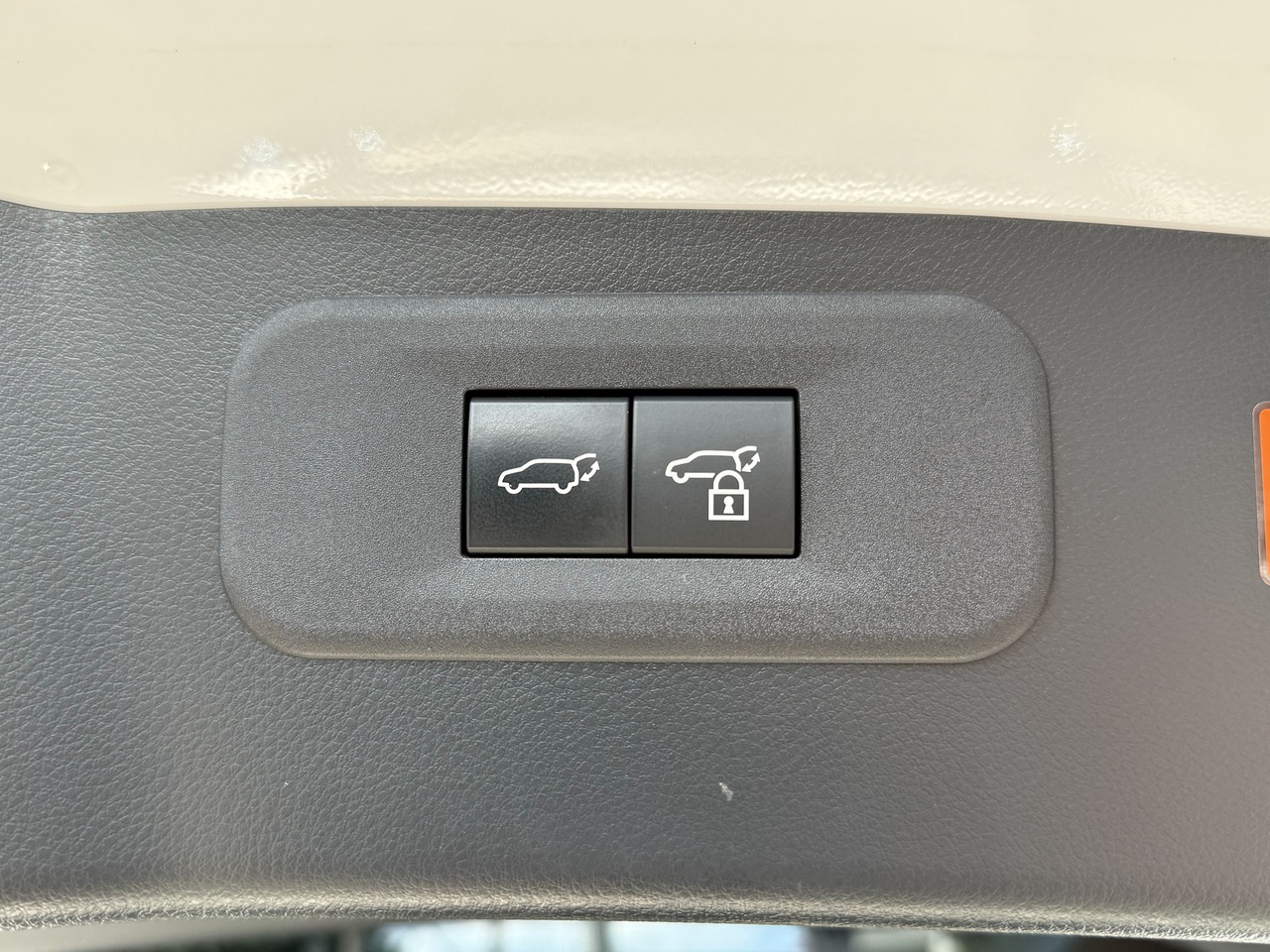 レクサス:NX/ハイブリッド
