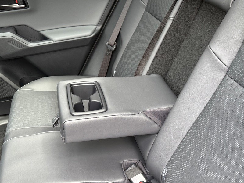 トヨタ:RAV4