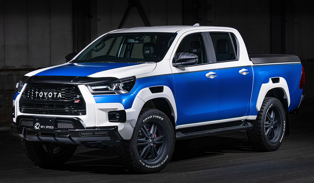 HILUX【デモカー】 4WD GR SPORT 【16805】