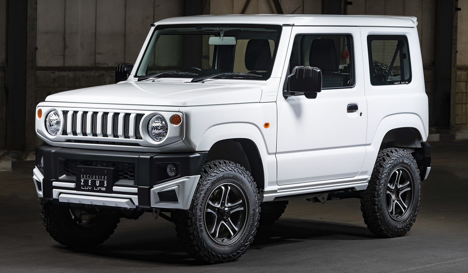 JIMNY【在庫車】 4WD XC(AT車)【16694】