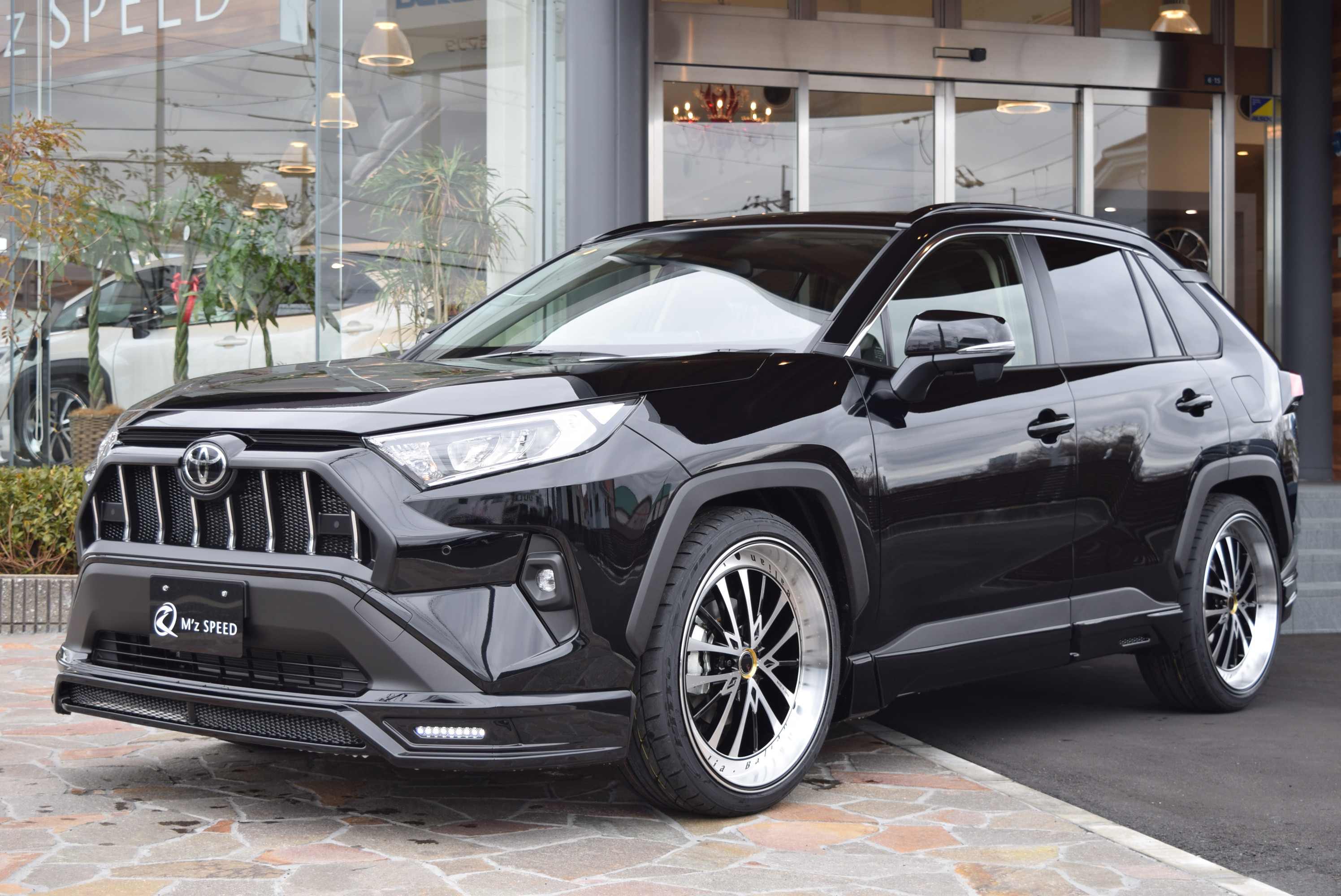RAV4【展示車】 2WD X