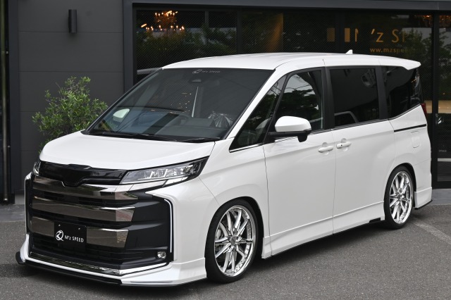 NOAH 2WD S-Z 7人乗り