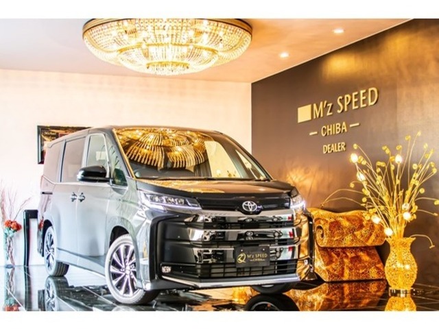 ノア【展示車両】 2WD S-Z 7人乗 (ＭＺ千葉店)