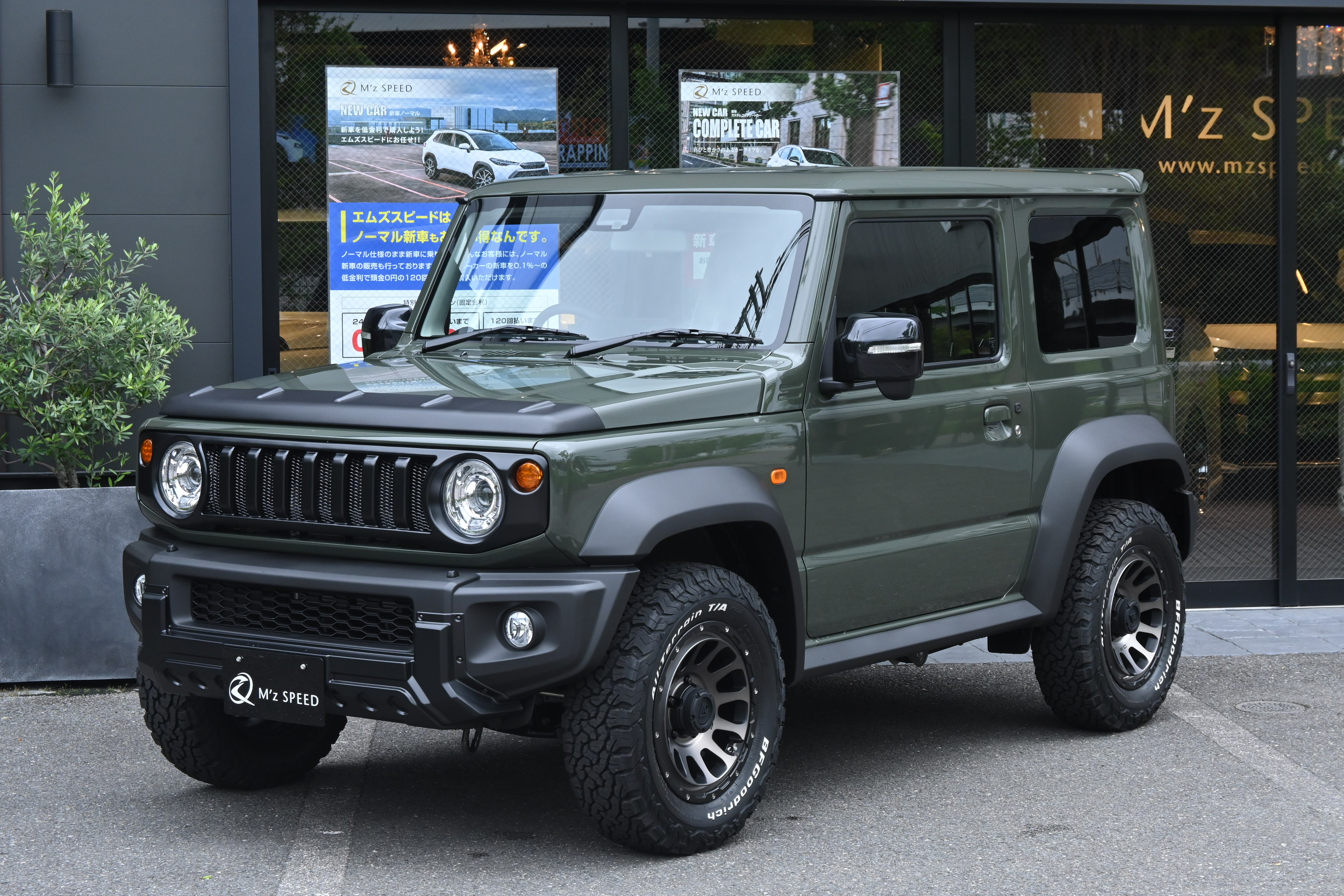 ジムニーシエラ【展示車両】 4WD JC（AT)