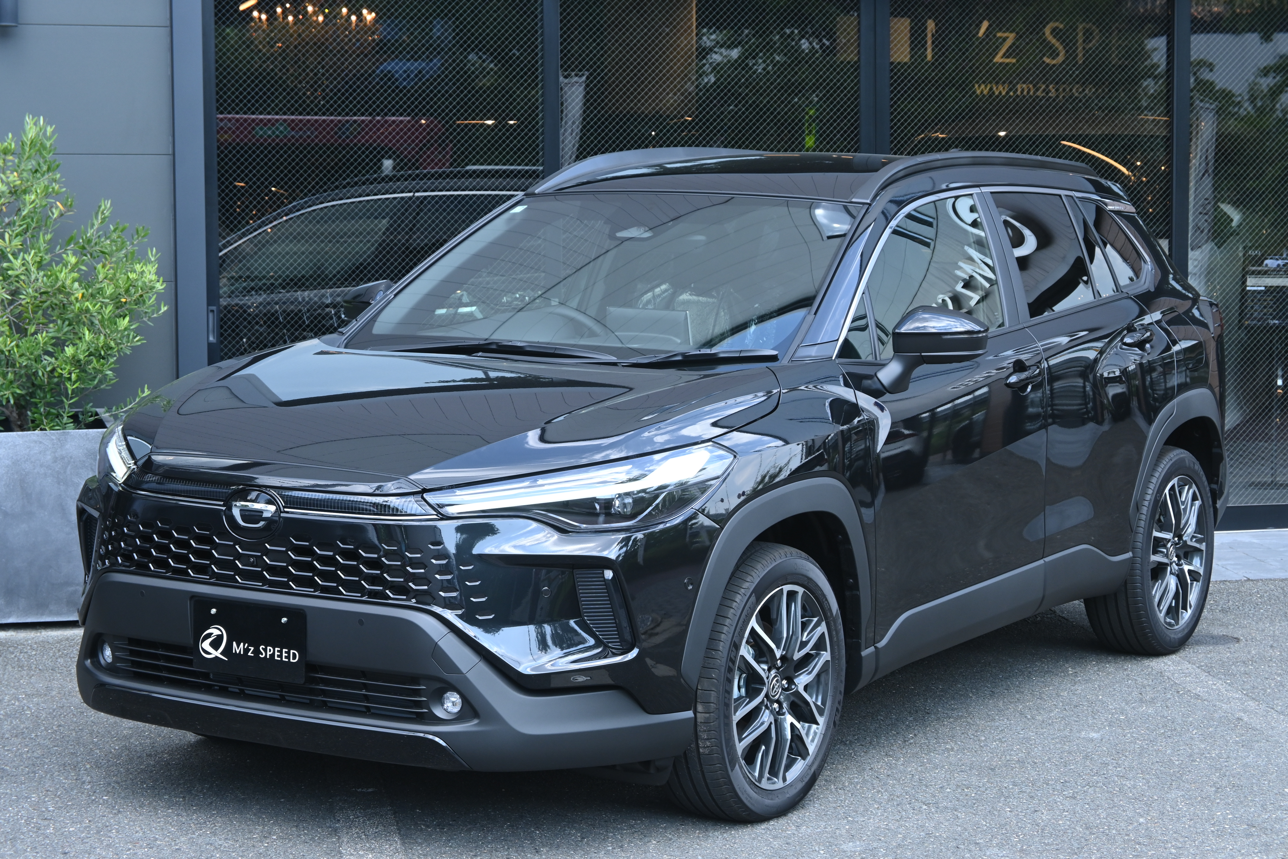 カローラクロス【2025年8月下旬入庫予定】 2WD HYBRID Z