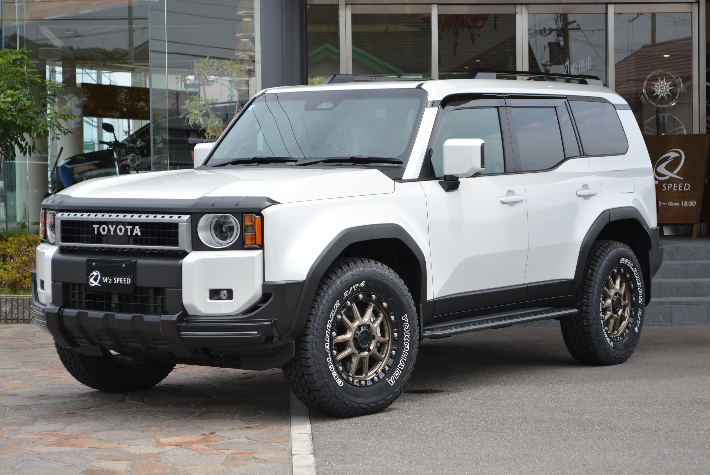 ランドクルーザー250【展示車】 4WD ディーゼル VX