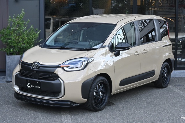 シエンタ【展示車両】 2WD HYBRID Z