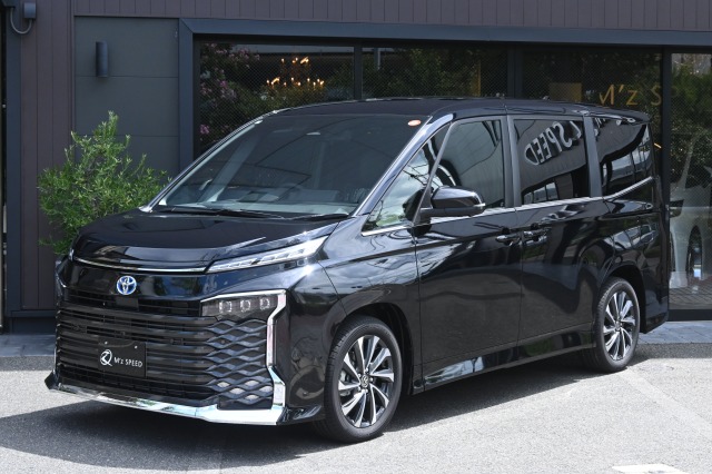 VOXY【2026年3月下旬入庫予定】 2WD HYBRID Z