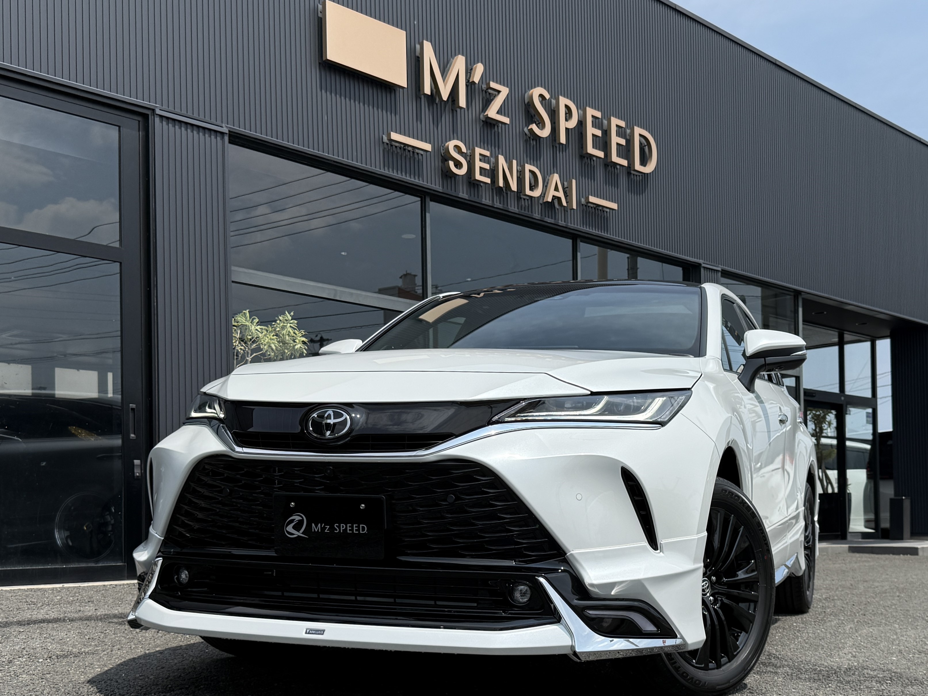 ハリアー【5月入庫予定】Mz仙台店 HV　Zレザーパッケージ　ナイトシェード　Ｅ－Ｆｏｕｒ　