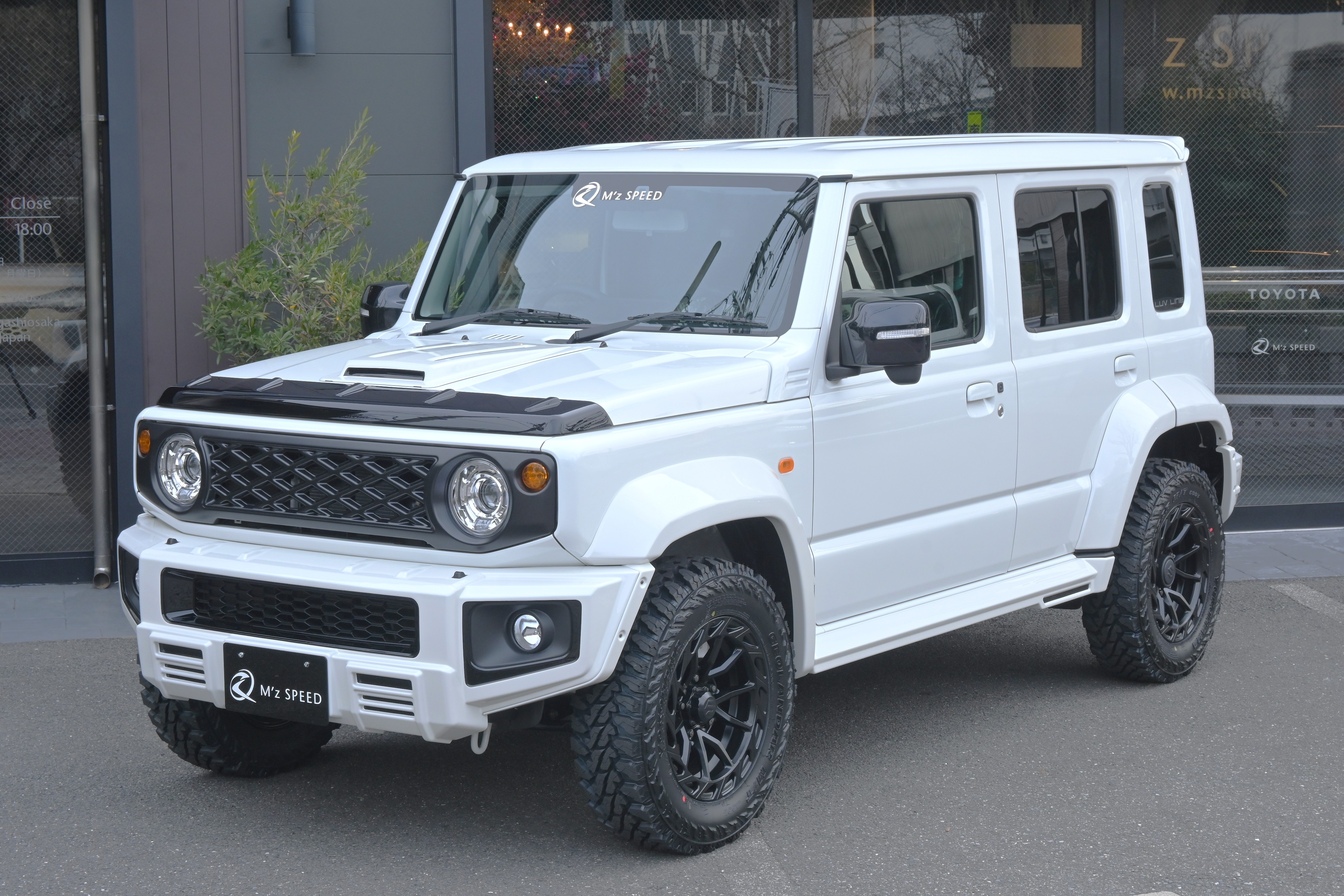 ジムニーノマド【展示車両】 4WD FC 4AT (GFCR) 