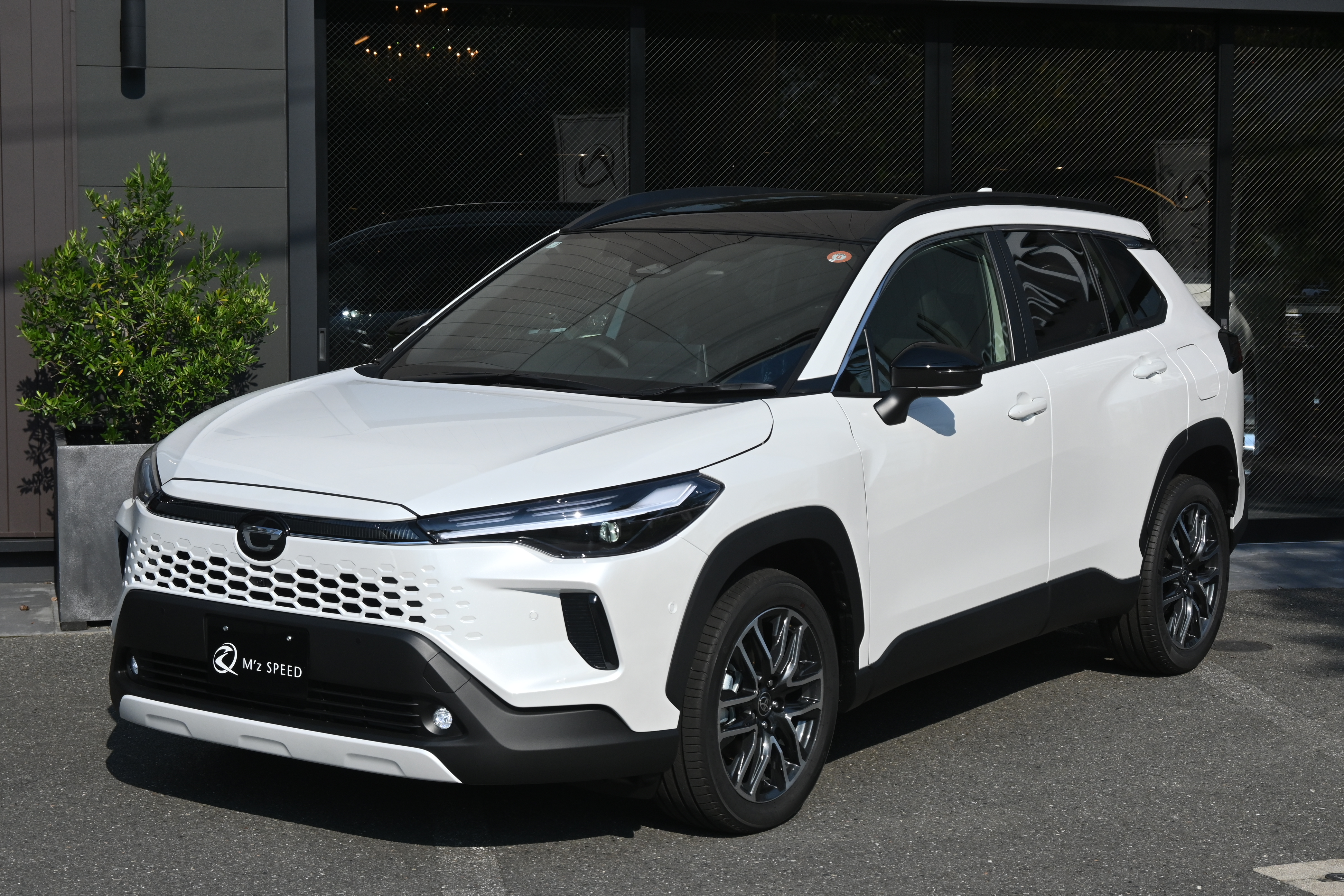 カローラクロス【2026年6月中旬入庫予定】 4WD HYBRID Z 