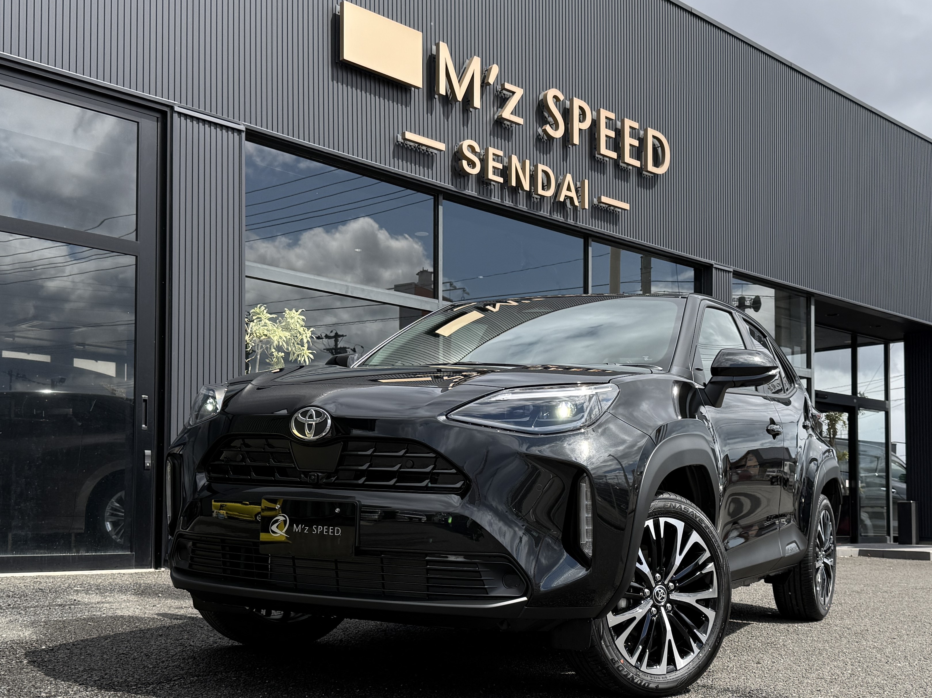 改良後ヤリスクロス【4月頃入庫予定】 ハイブリッドＺ　２ＷＤ