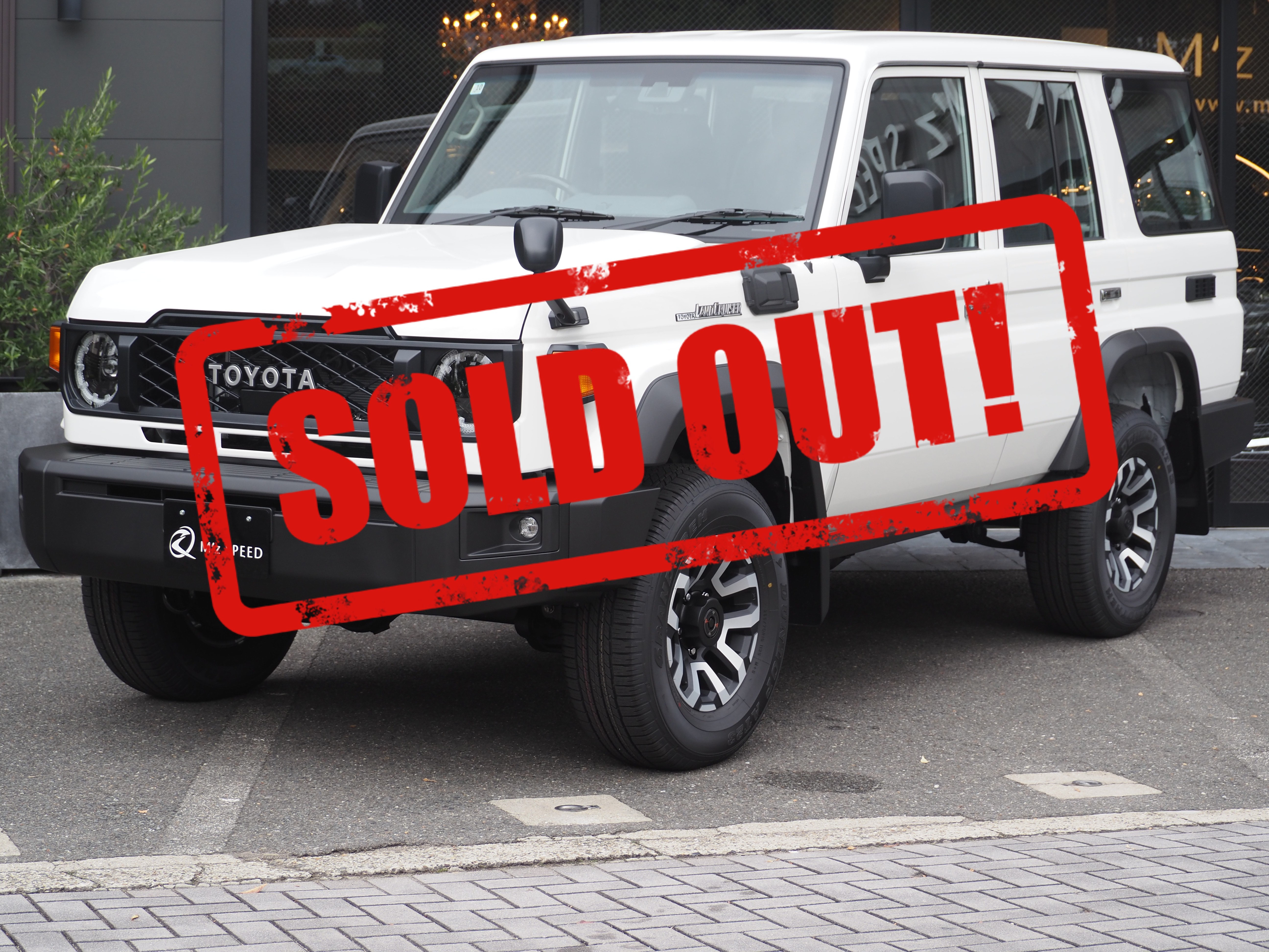 ランドクルーザー70【展示車両】 4WD ディーゼル AX