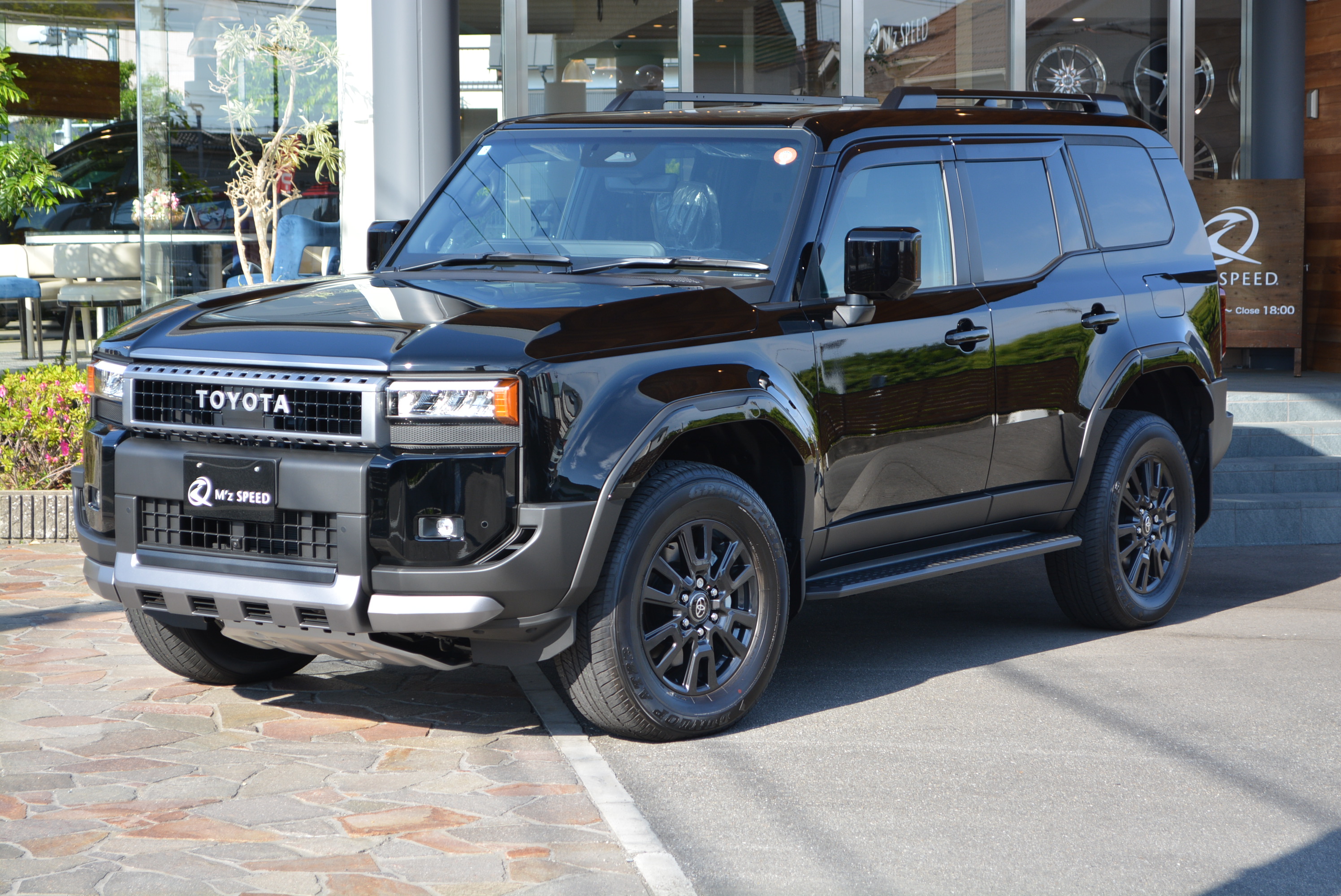 ランドクルーザー250【展示車】 4WD ディーゼル VX 7人乗り