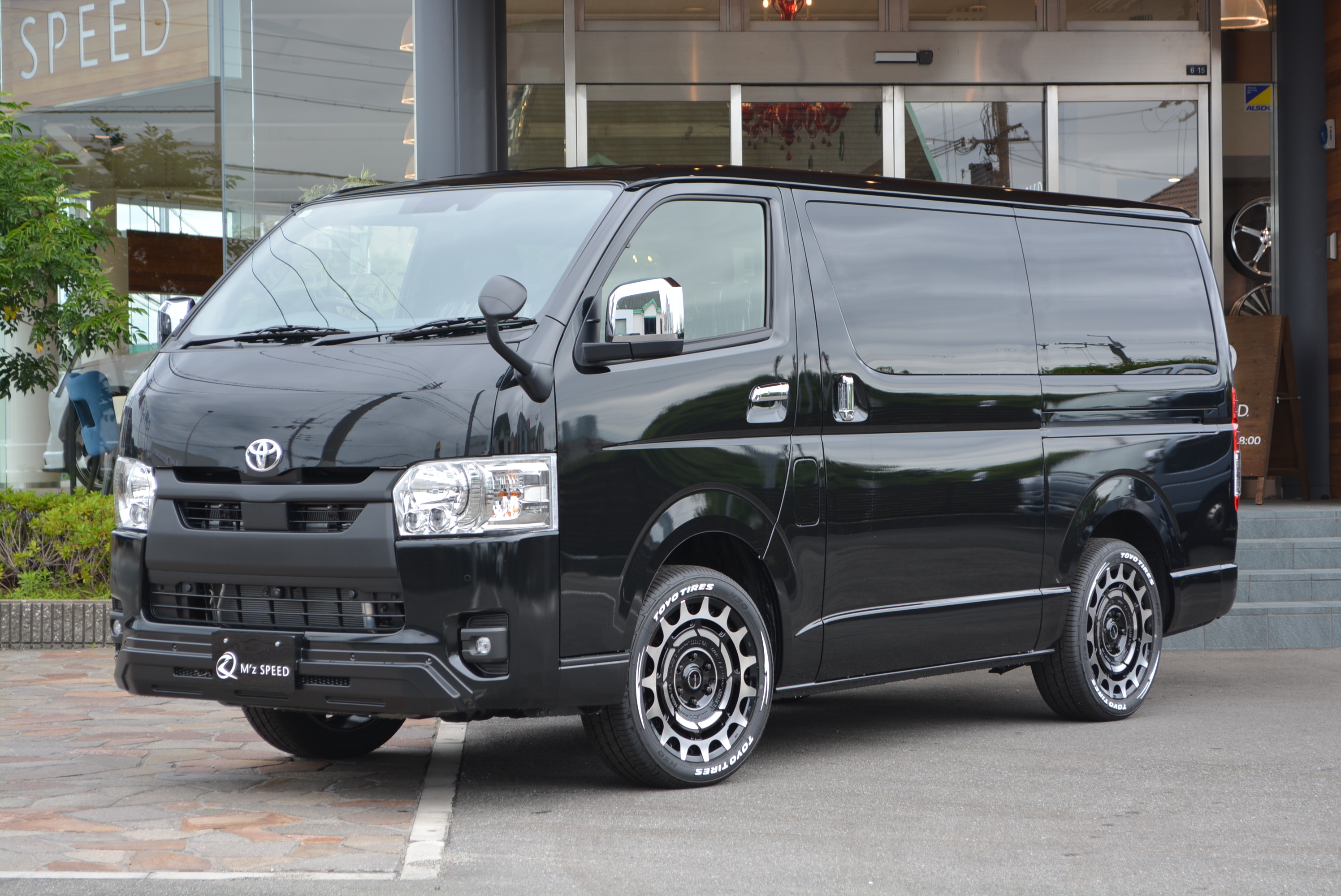 ハイエースバン【展示車】 2WD ガソリン スーパーGL ダークプライムⅡ
