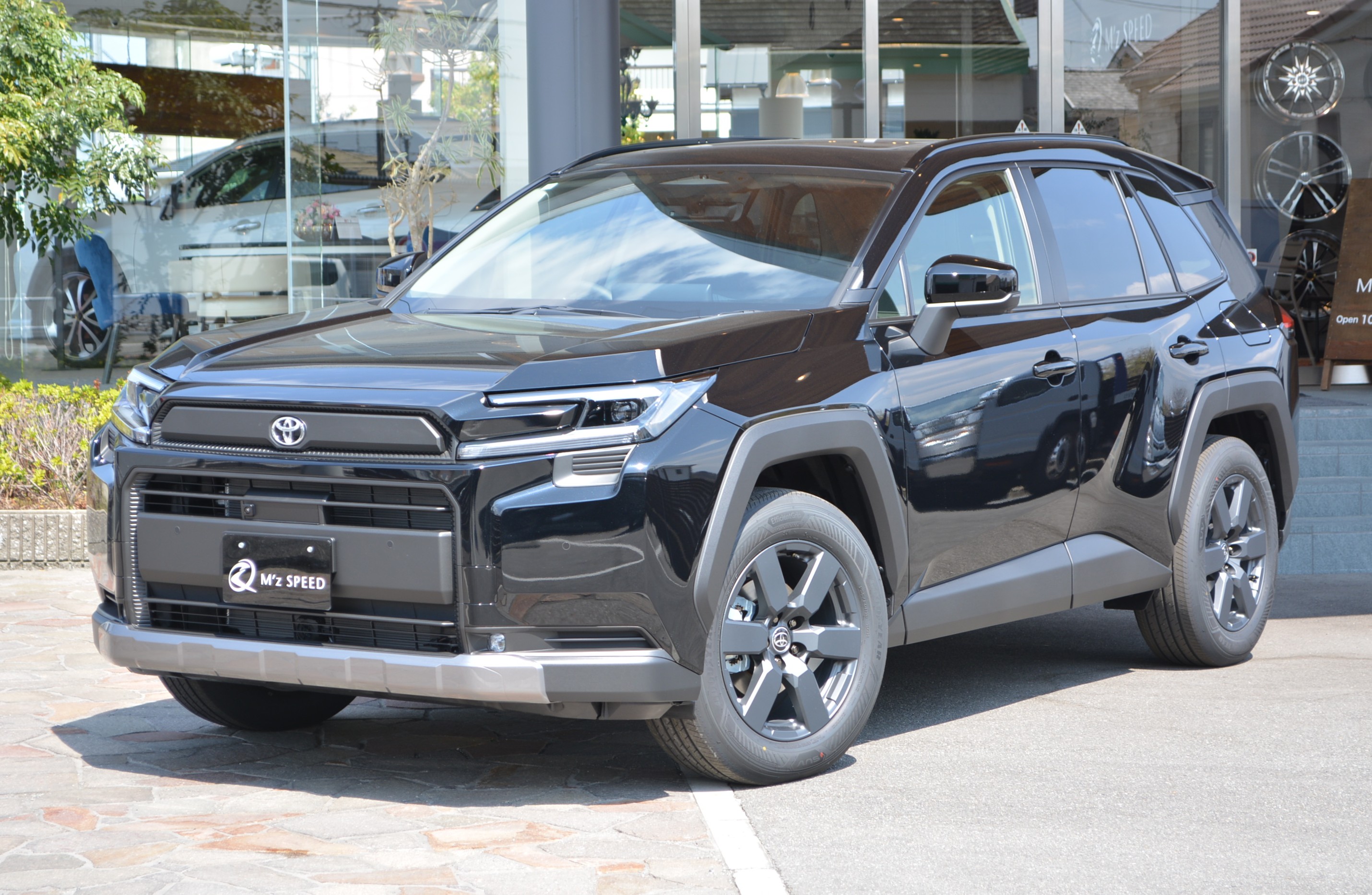 RAV4【展示車両】 4WD ADVENTURE