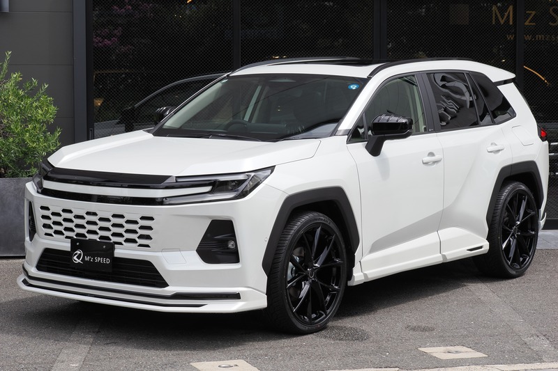 RAV4【展示車両】 4WD Z