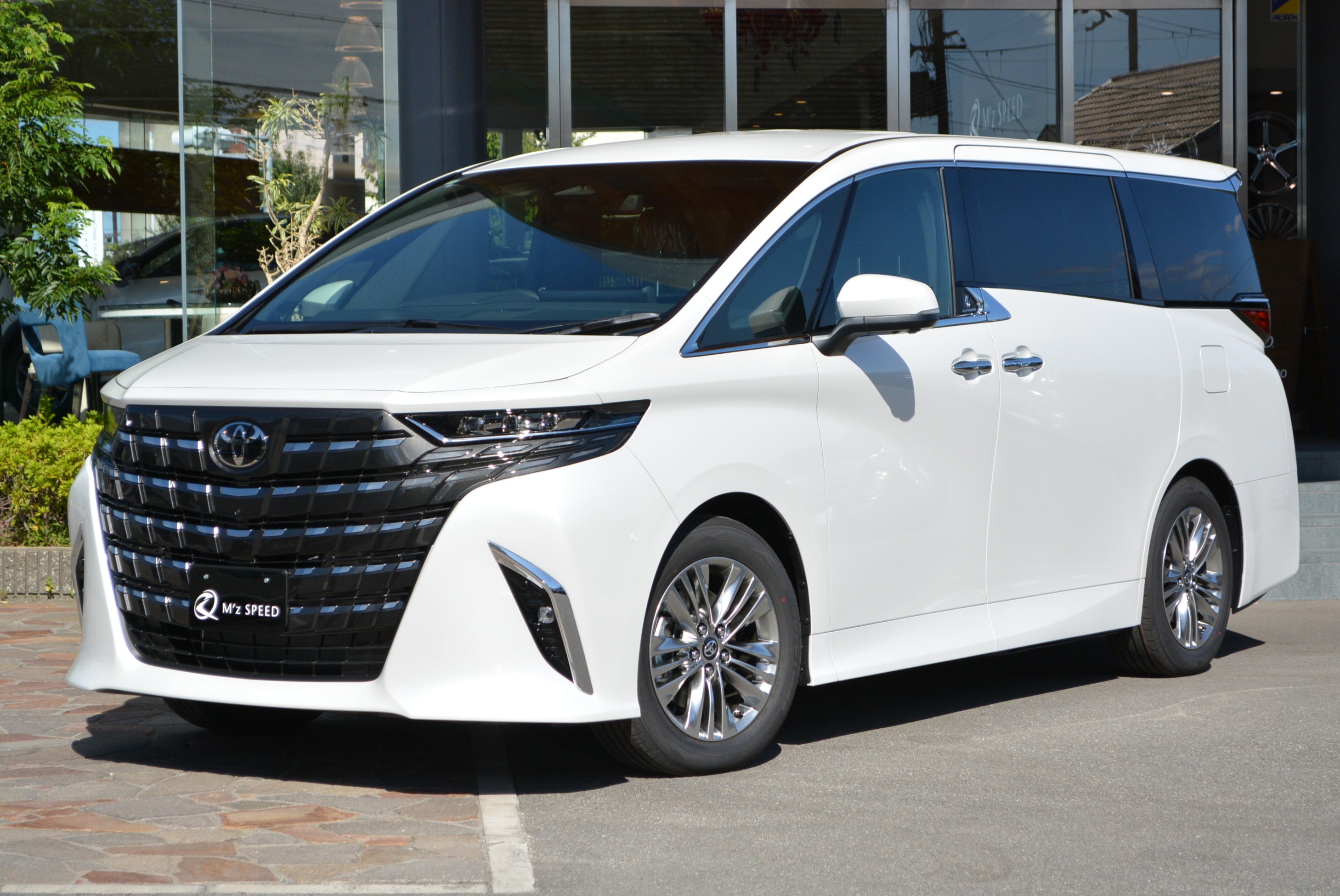アルファード【在庫車】 2WD Z