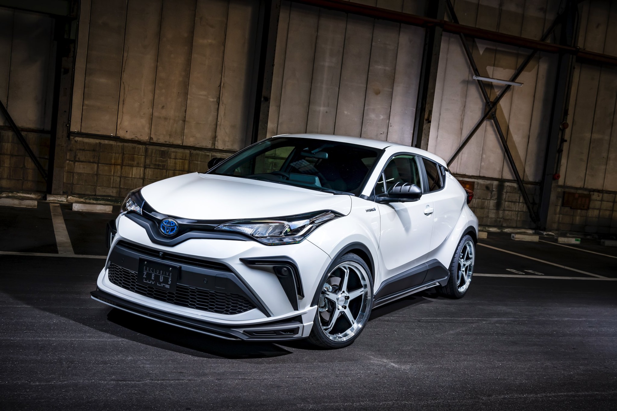 TOYOTA C-HR